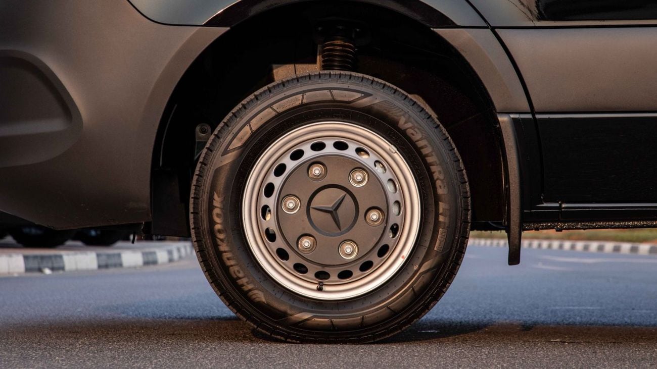 مرسيدس بنز سبرينتر 519 Extra Long 2.0L Turbo Diesel 4x2 | 2026 | GCC Specs with 2 Years Warranty | For Local Registrati