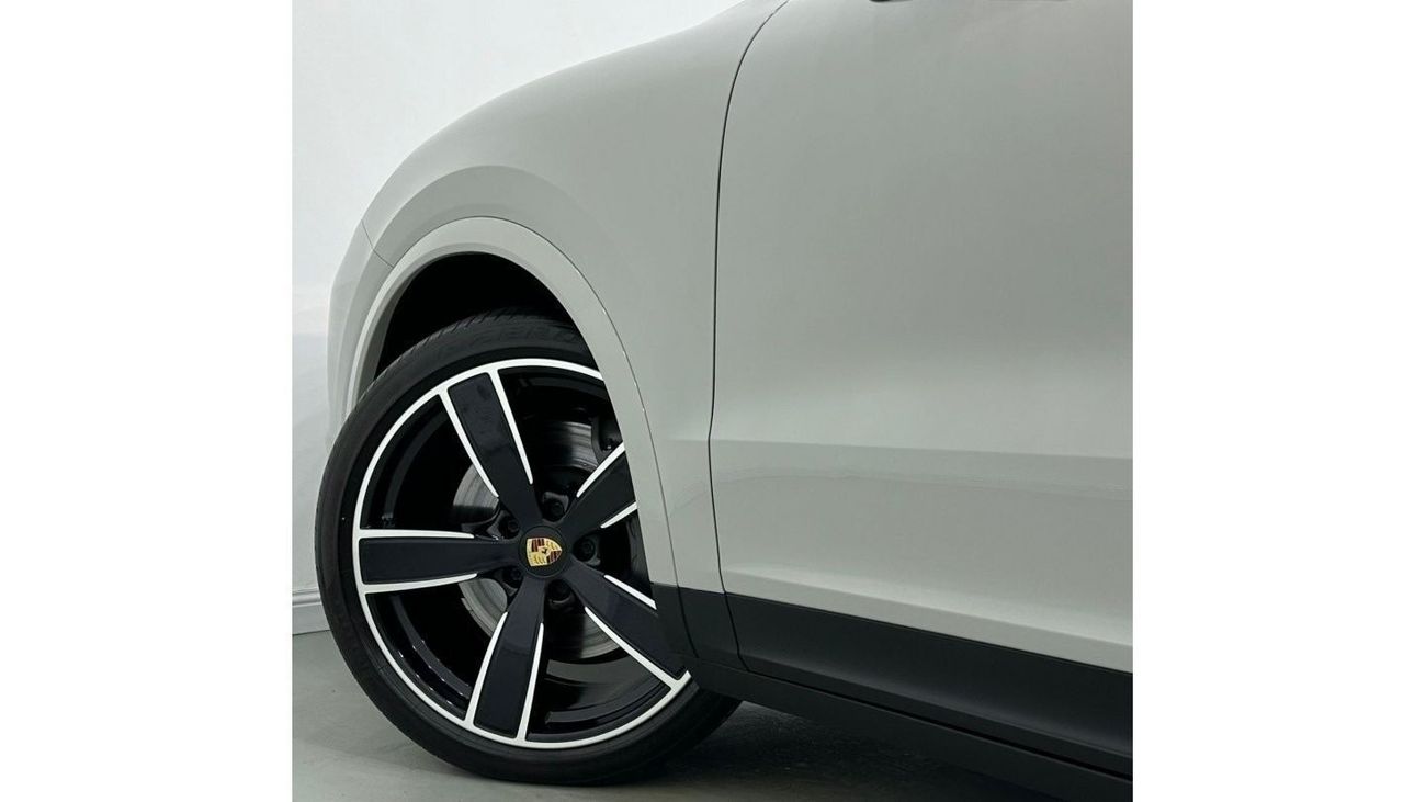 بورش كايان 2022 Porsche Cayenne S Platinum Edition, 2025 Porsche Warranty, Full Porsche Service History, GCC