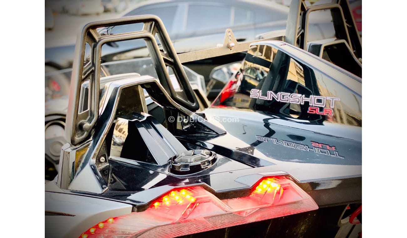 Used Polaris Slingshot Available for sale 2017 for sale in Dubai 534591