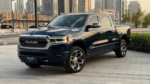 دودج رام فان Hemi edition 5.7 //