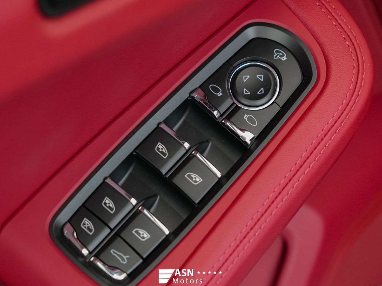 بورش ماكان Pursuing Dreams Edition 2025 2.0 Turbo (Export Price)