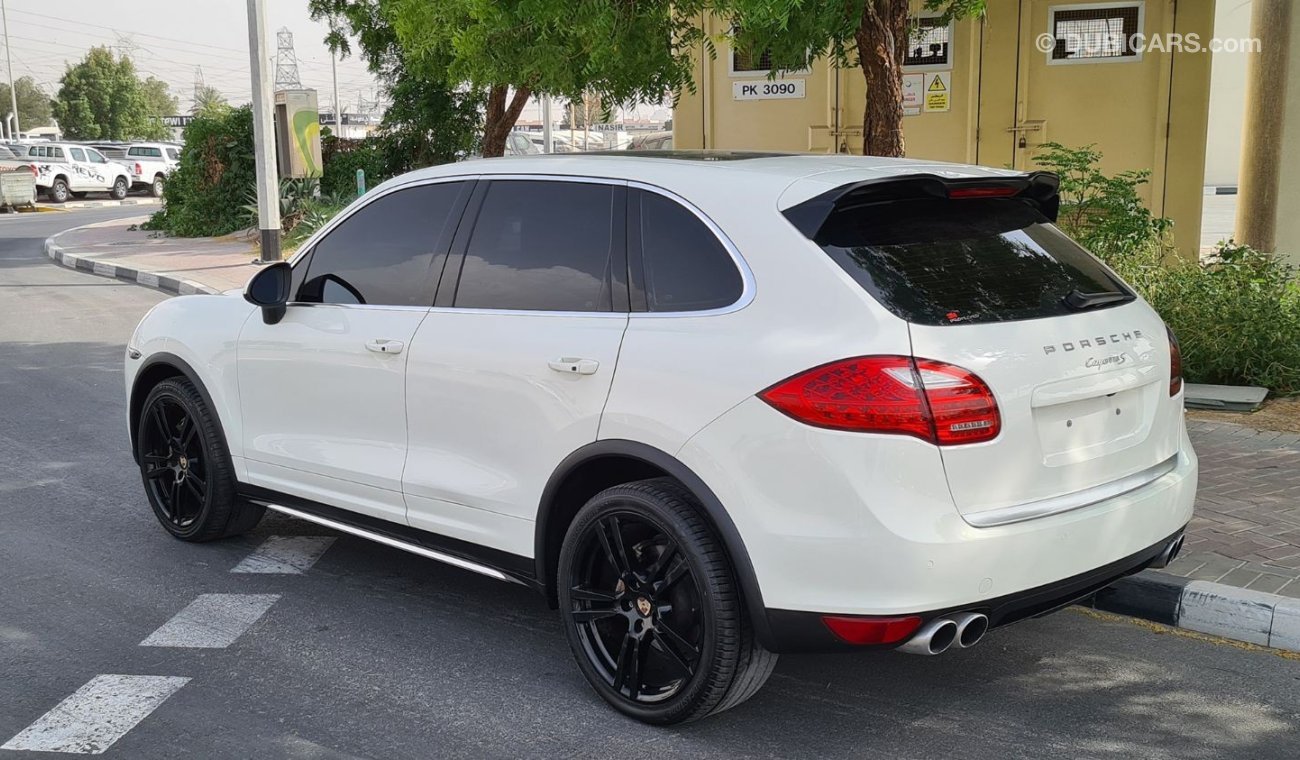 Porsche Cayenne S 2012 Full Option GCC Perfect Condition