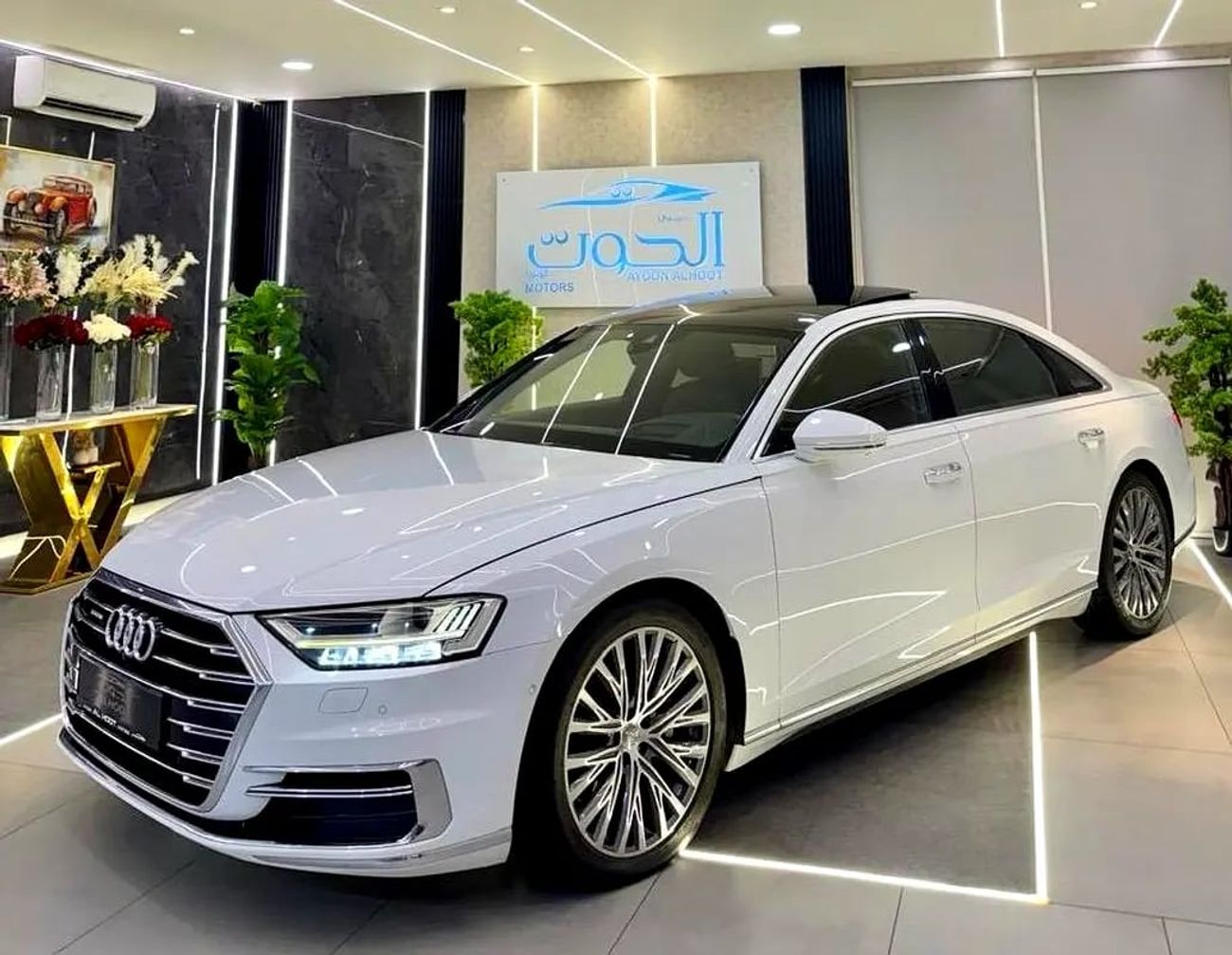 Audi A8 L 60 TFSI Quattro 4.0L (454 HP)