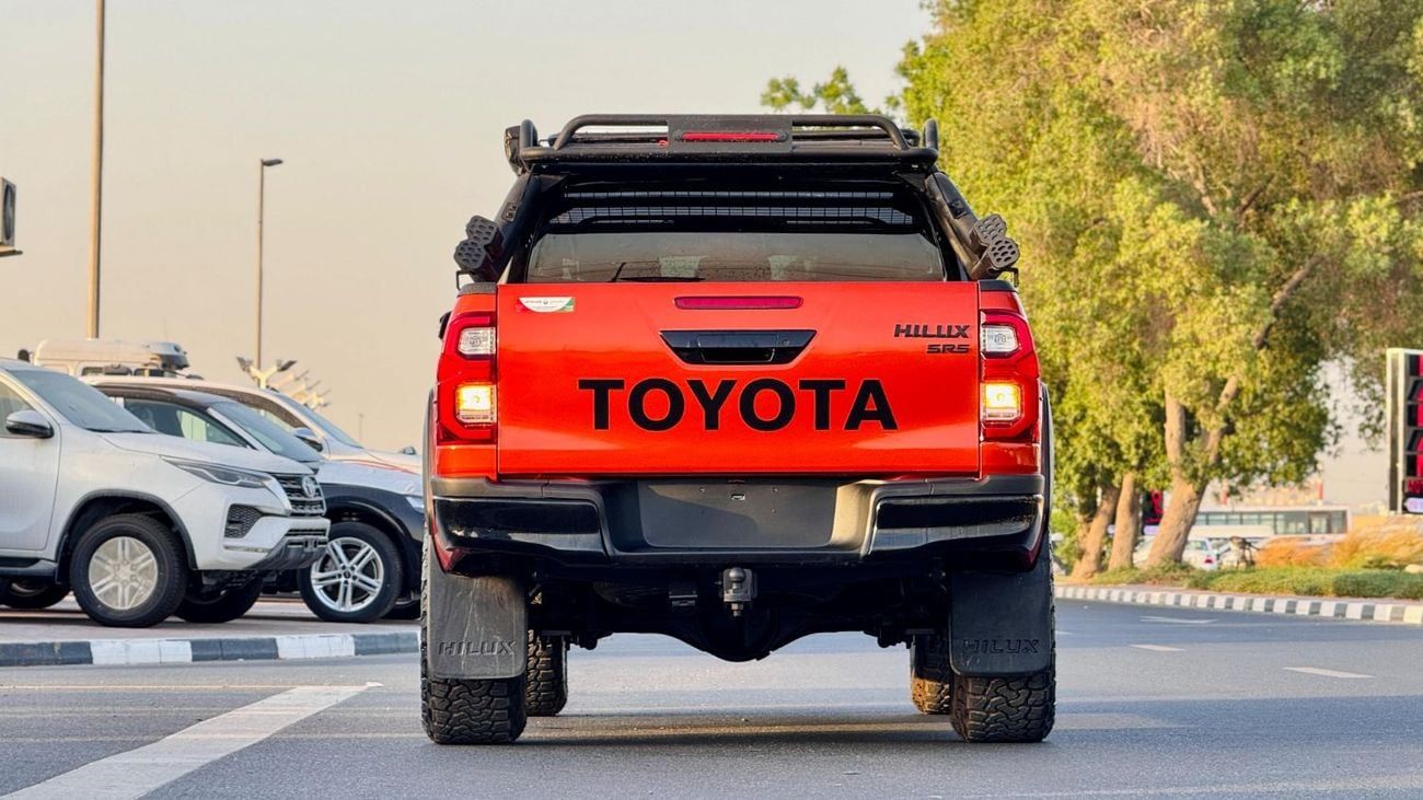 تويوتا هيلوكس PREMIUM OFF ROAD MODIFIED | DOUBLE CABIN | 2.8L DIESEL ENGINE | AUTOMATIC TRANSMISSION | RHD | 2018