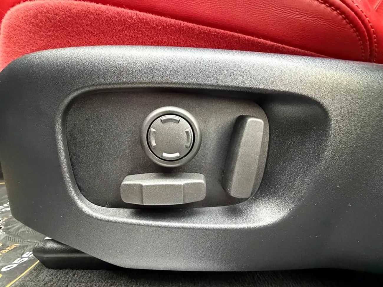 لاند روفر رينج روفر سبورت Agency Warranty and Service Contract | 1 Owner | Full Agency Service History | GCC Specs