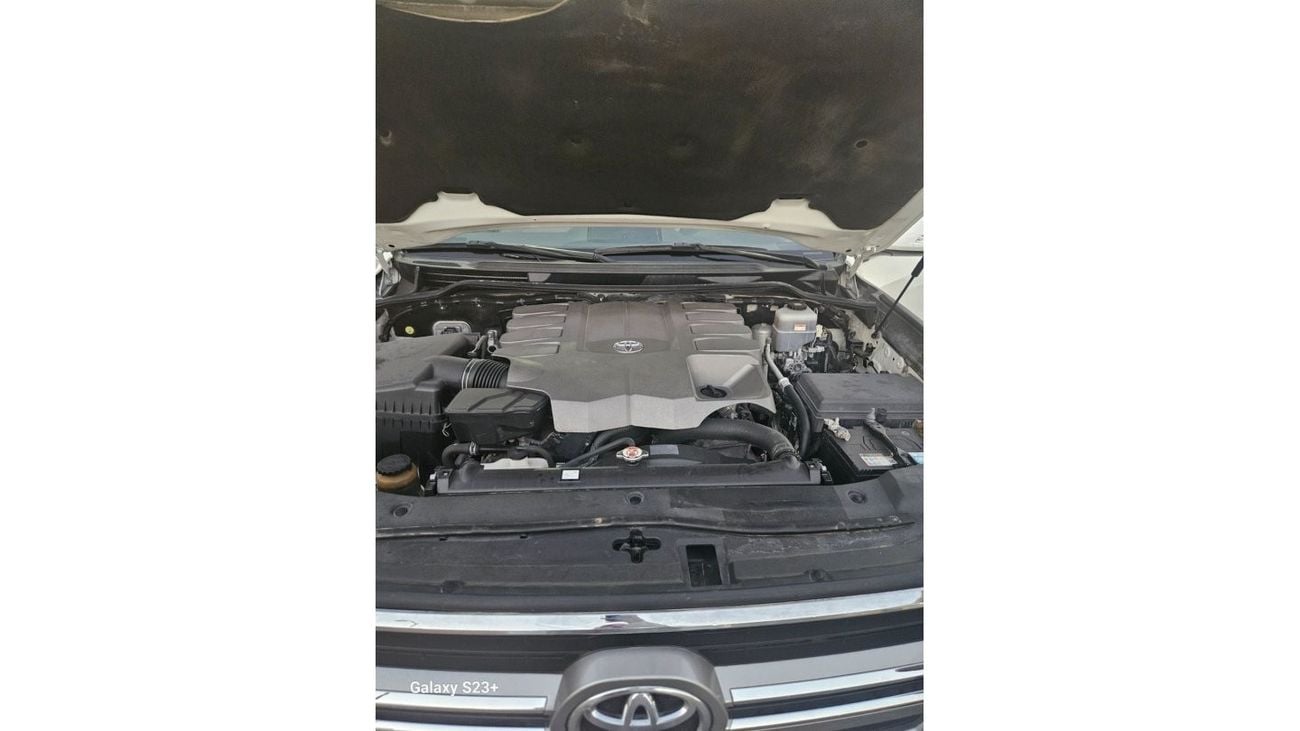 Toyota Land Cruiser GXR GT