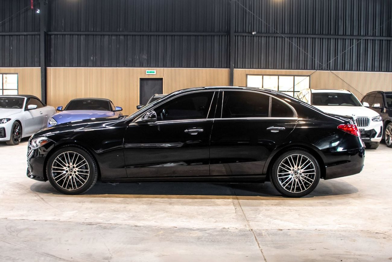 Mercedes Benz C300 STD (NON GCC)