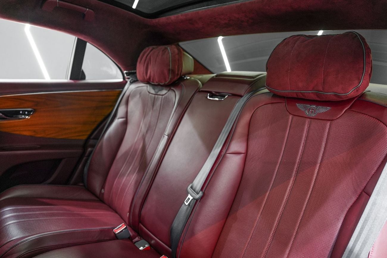 بنتلي كونتيننتال فلاينج سبر V8, Touring Specification, Picnic Tables, GCC Spec!!