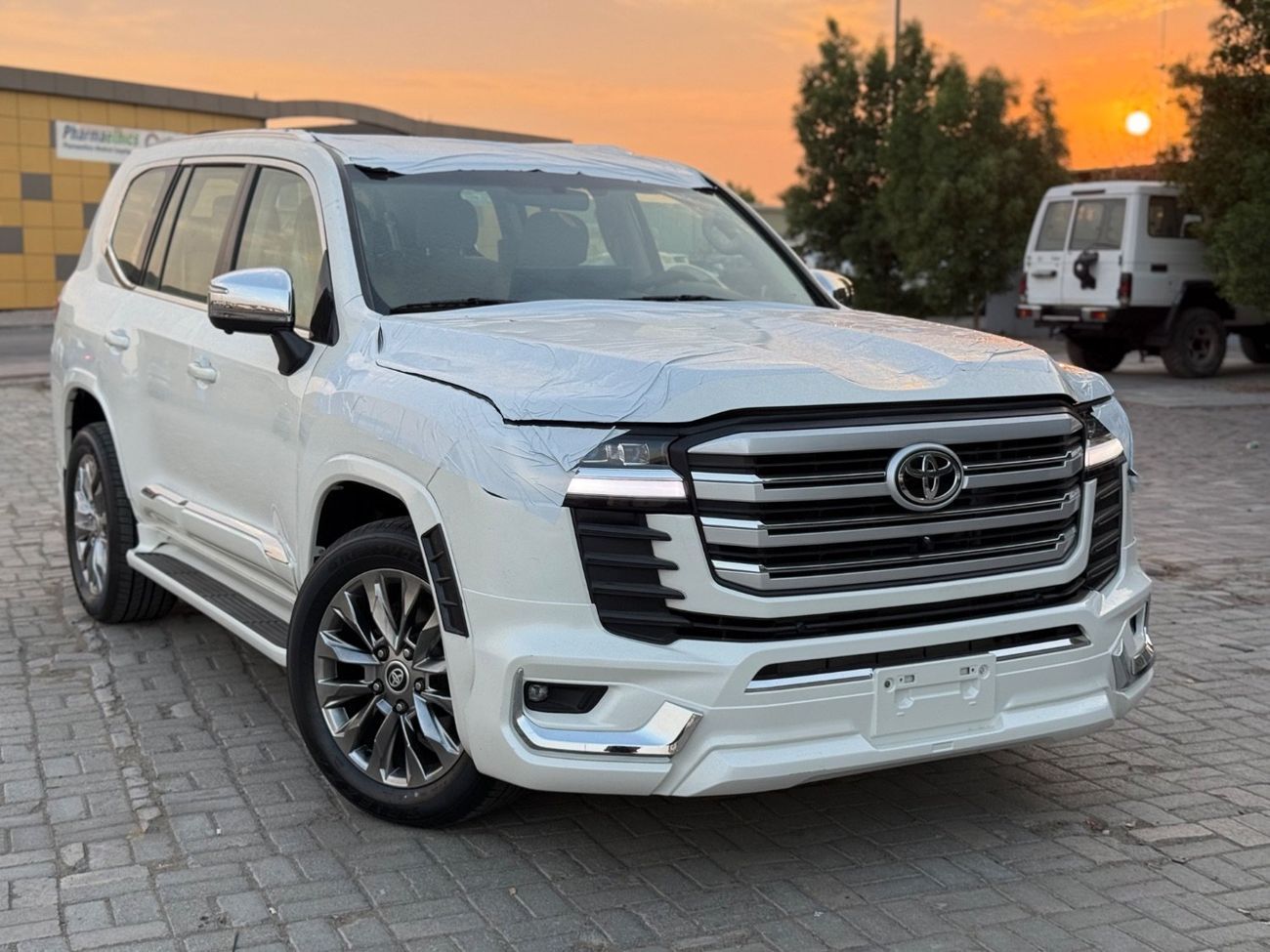 Toyota Land Cruiser GXR 4.6L