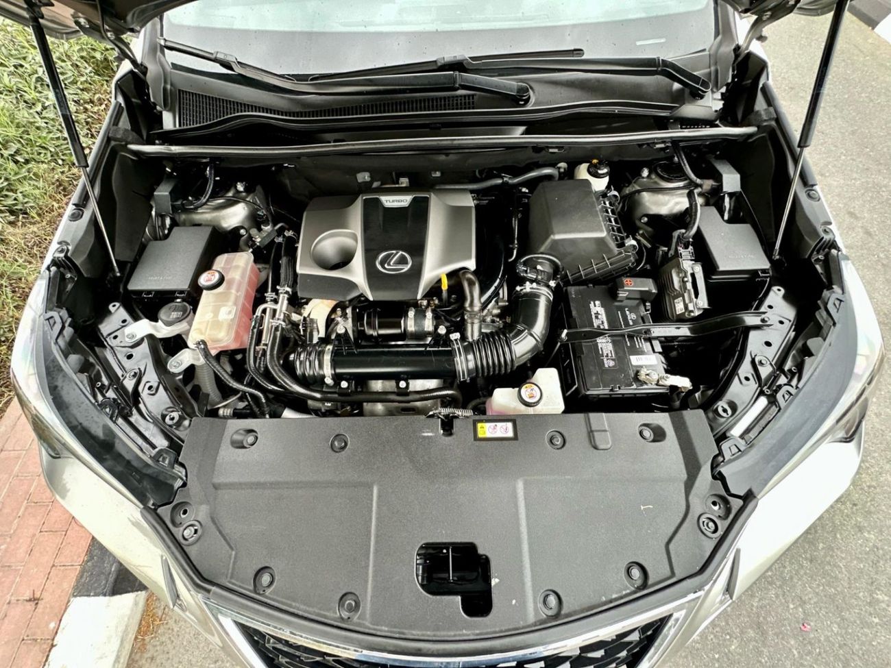 لكزس NX 300 F Sport 2.0L