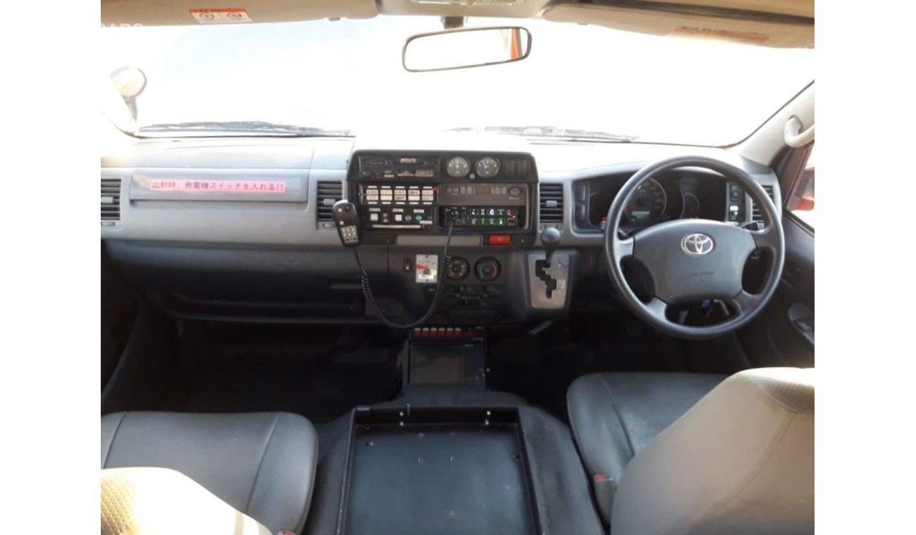 Toyota Hiace Hiace Ambulance RIGHT HAND DRIVE (Stock no PM 96 )