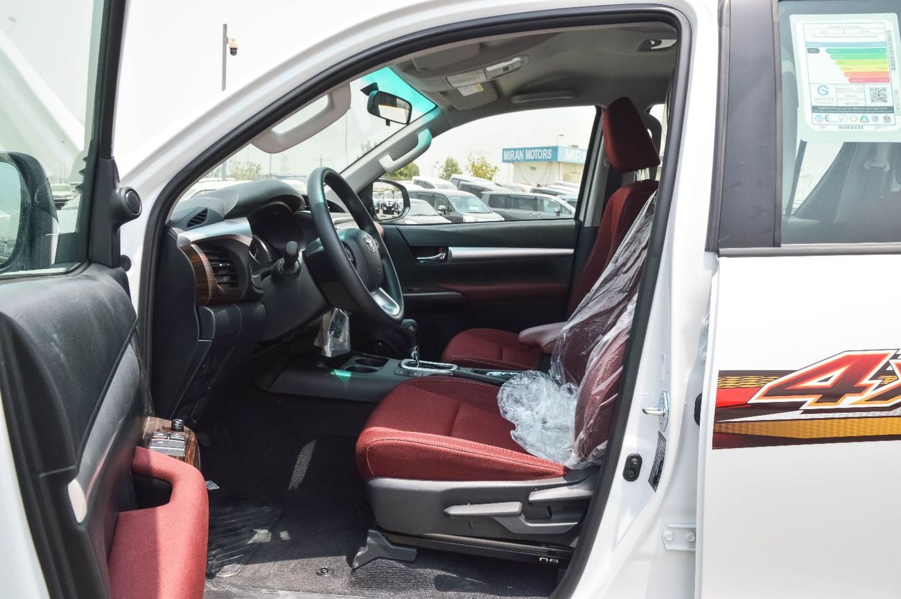 Toyota Hilux TOYOTA HILUX 2.4L 4WD DIESEL PICKUP 2025