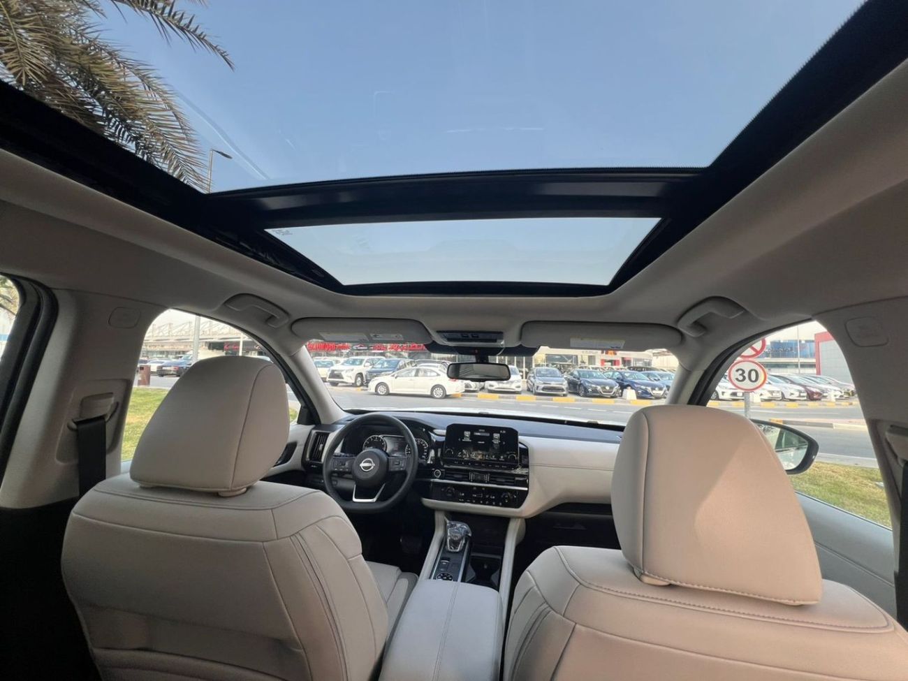 Nissan Pathfinder SV 3.5L AWD (5 Seater) SV 3.5L AWD (5-Seater) | EXPORT