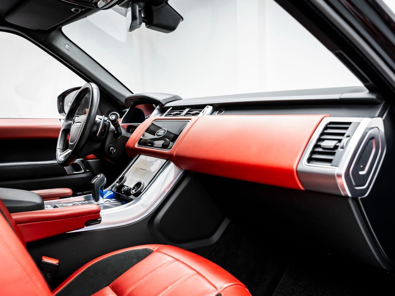 لاند روفر رينج روفر 2022 Range Rover Sport HSE, October 2026 Land Rover Warranty, Full Service History, Low KMs, GCC