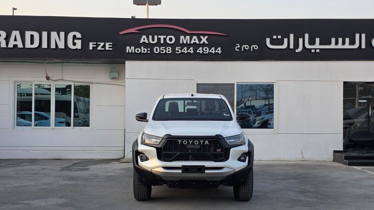 Toyota Hilux 2026 TOYOTA GR 4.0L GASOLINE (OMAN SPECS) WHITE