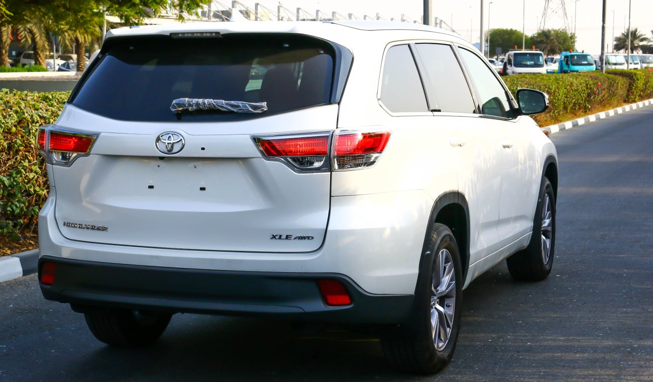 Toyota Highlander XLE AWD