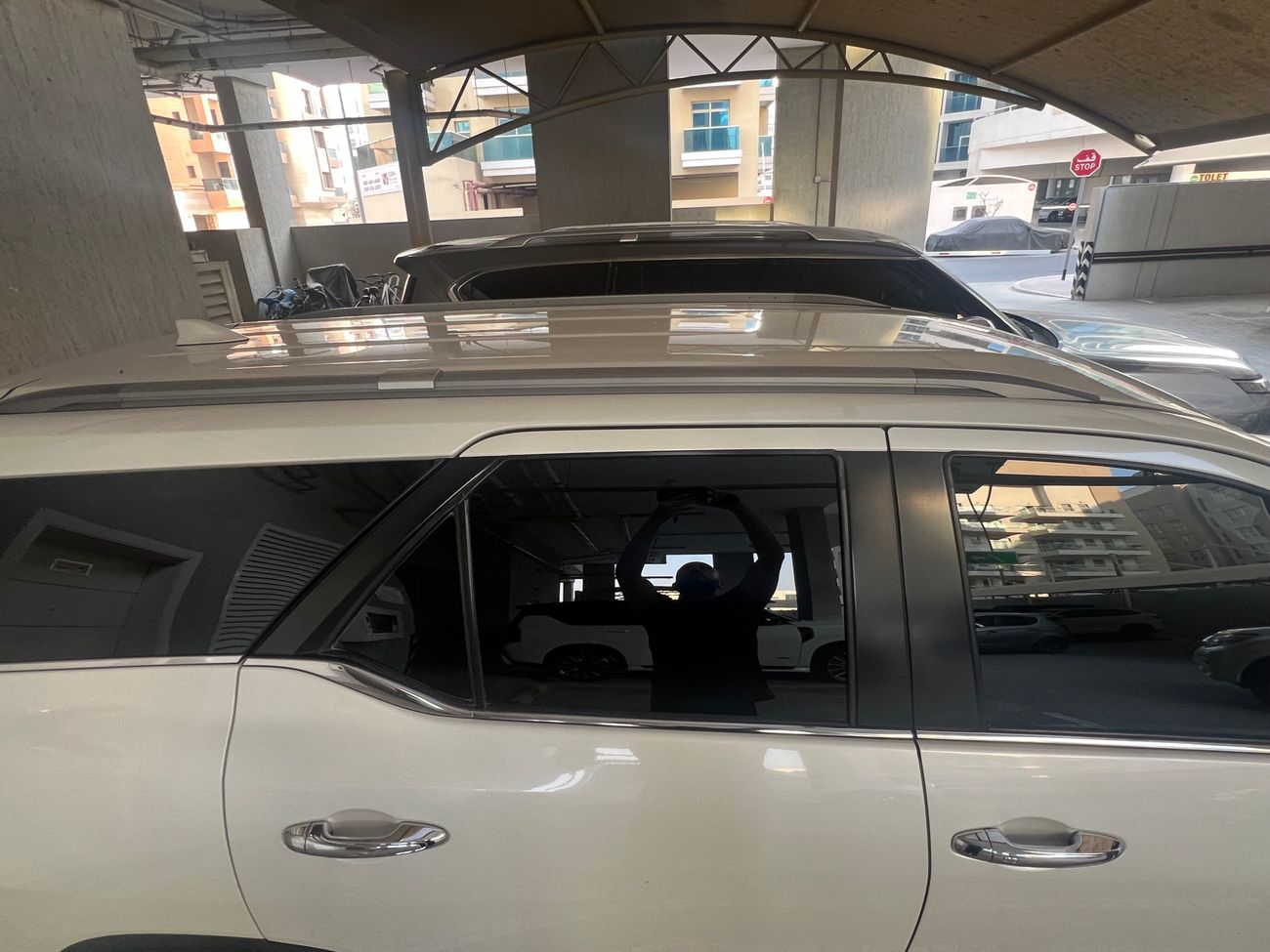 تويوتا فورتونر VXR 4.L,First owner, service history