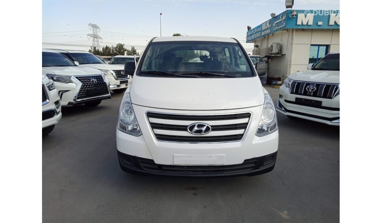 Hyundai H-1 HYUNDAI H1 2016