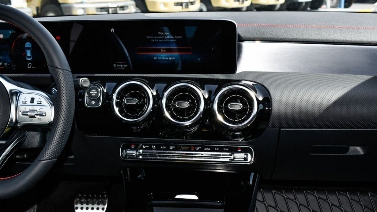 Mercedes-Benz CLA 200 MERCEDES BENZ CLA 200 AMG | 2023