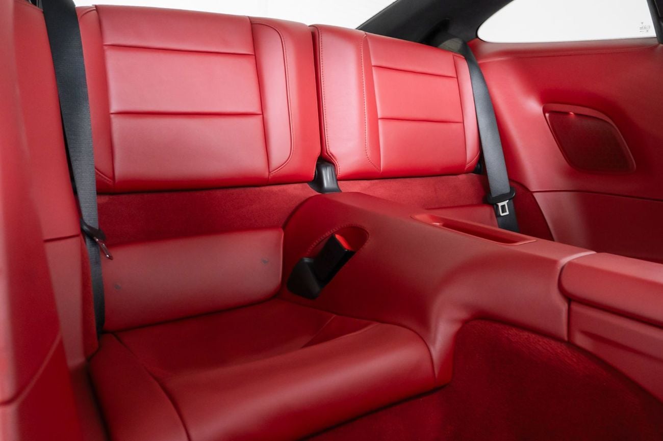 Porsche 911 Carrera 4 3.4L Coupe