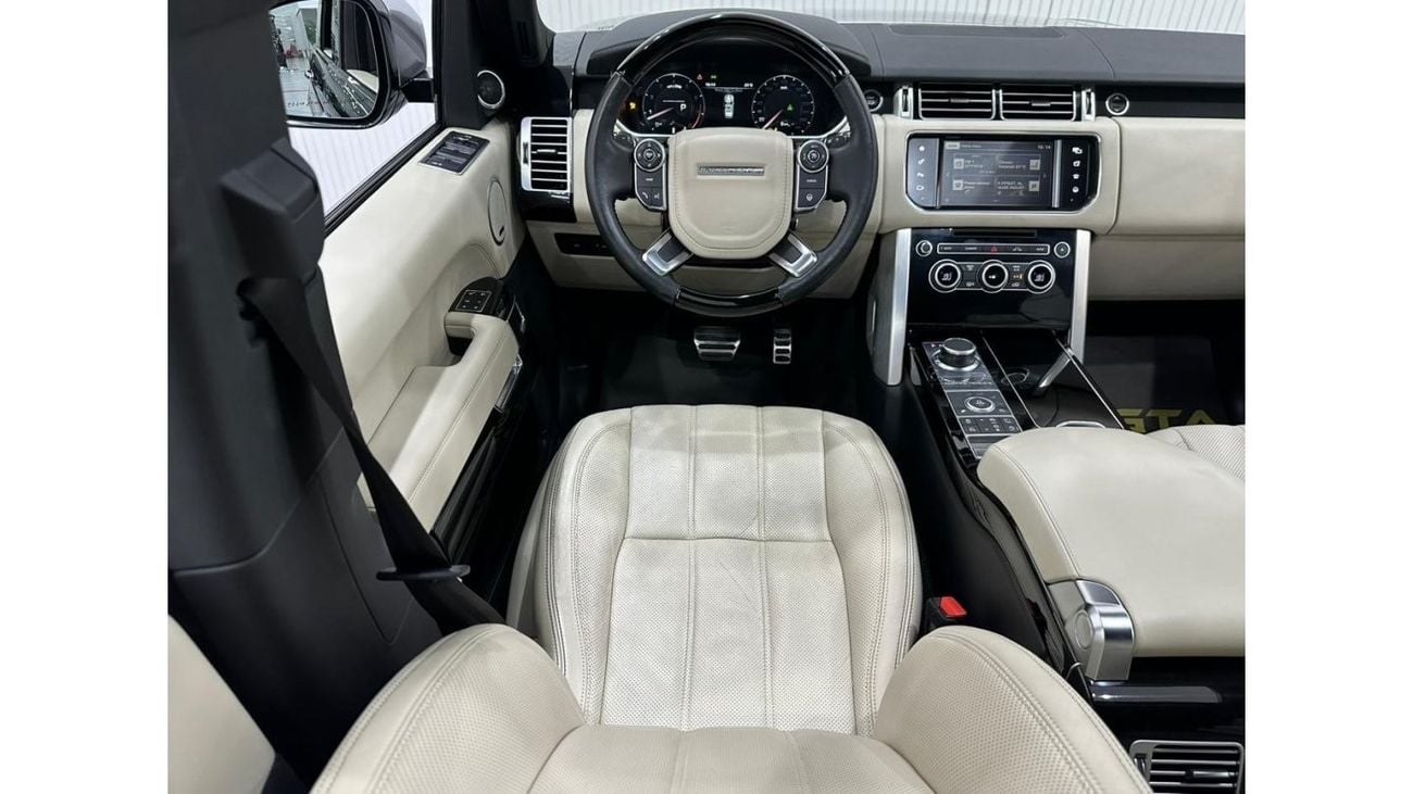 Land Rover Range Rover 2016 Range Rover Vogue SE V8 Supercharged, Full Range Rover Service History, GCC
