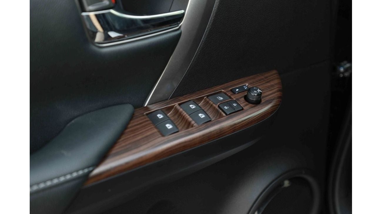 تويوتا فورتونر تويوتا فورتشنر 2024 4.0 4X4 HI Adventure - أسود من الداخل أسود | للتصدير فقط