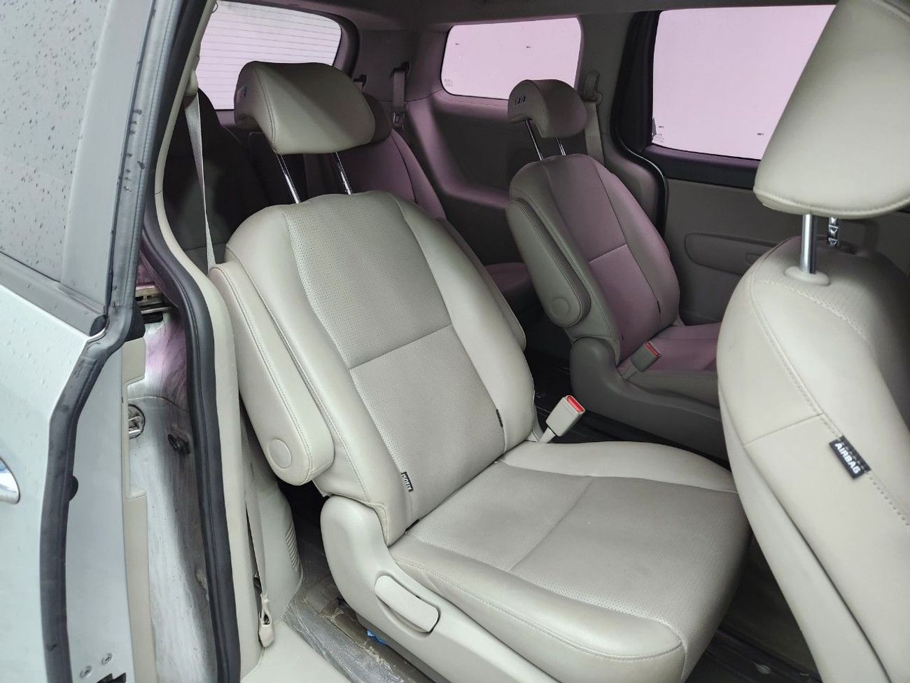 كيا كارنيفال THE NEW CARNIVAL (D) 2.2 Luxuary 9 seats