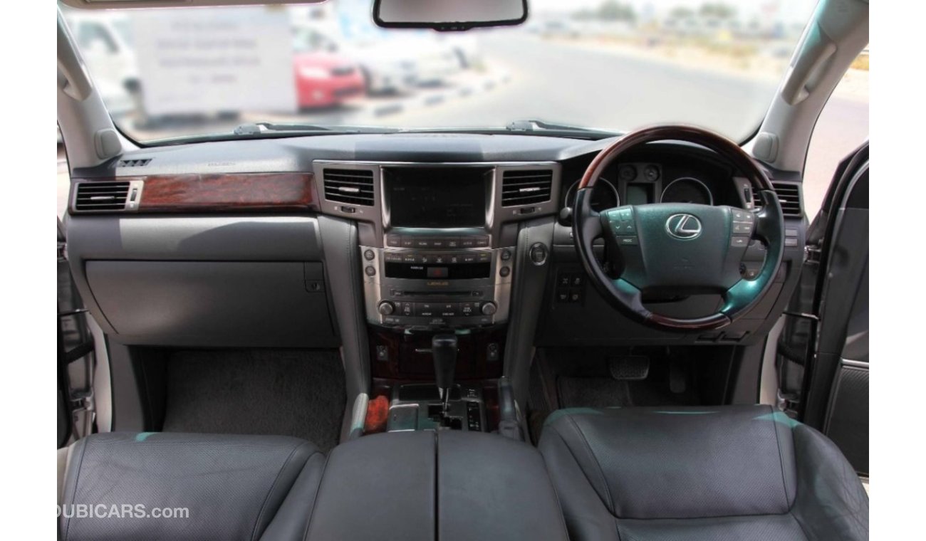 Lexus LX 570