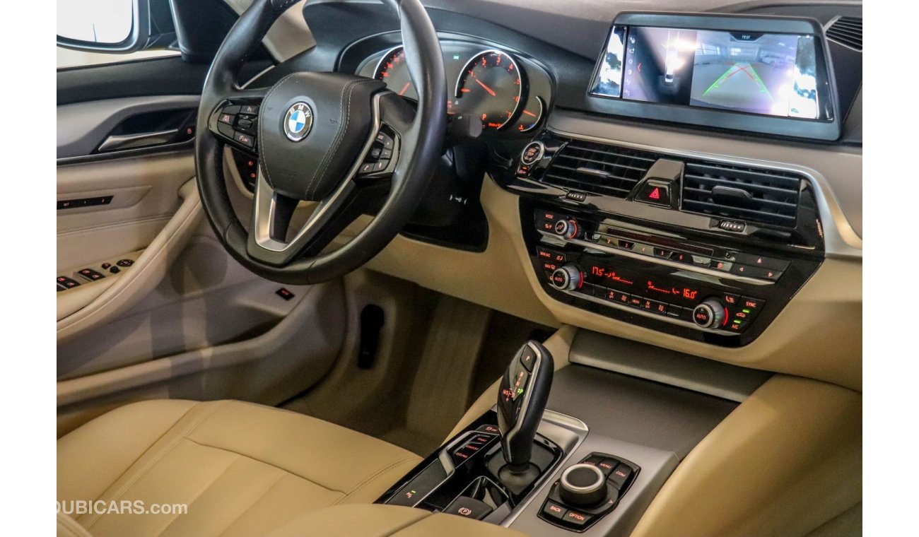 BMW 520i BMW 520i 2019 GCC under Warranty with Zero Down-Payment.