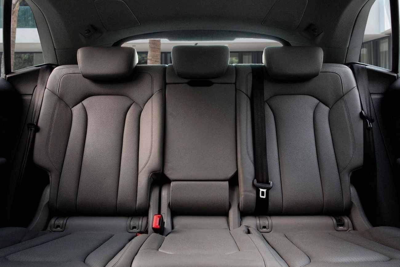 Audi Q8 55TFSI S-Line | 3,133 P.M  | 0% Downpayment | Perfect Condition!