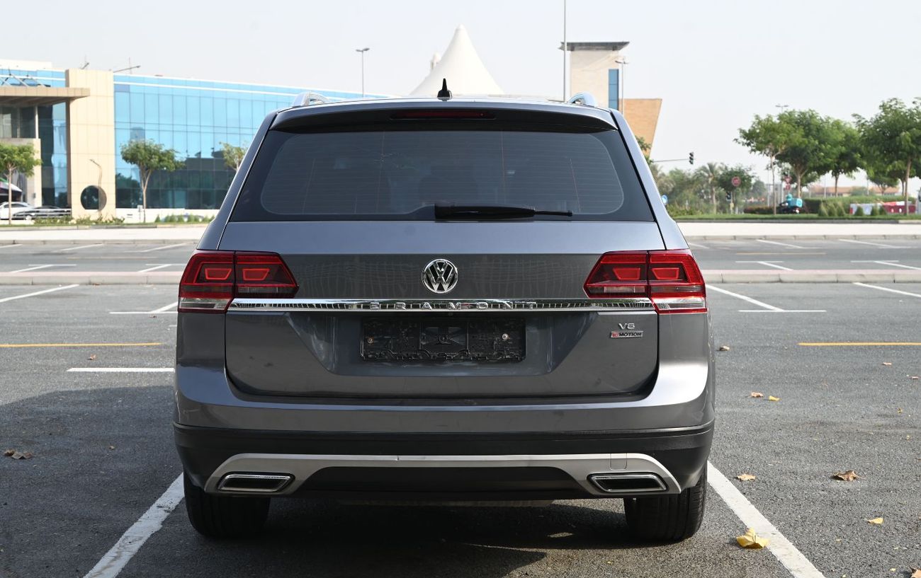 Volkswagen Teramont S Trendline 3.6L - 0% DP - GCC SPECS - VOLKSWAGEN TERAMONT 4WD - FIRST OWNER