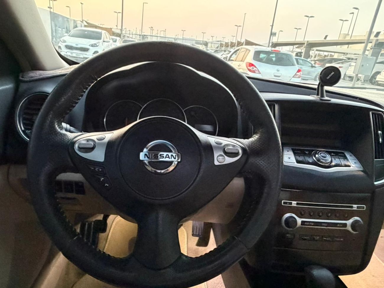 Nissan Maxima SV 3.5L in excellent condition