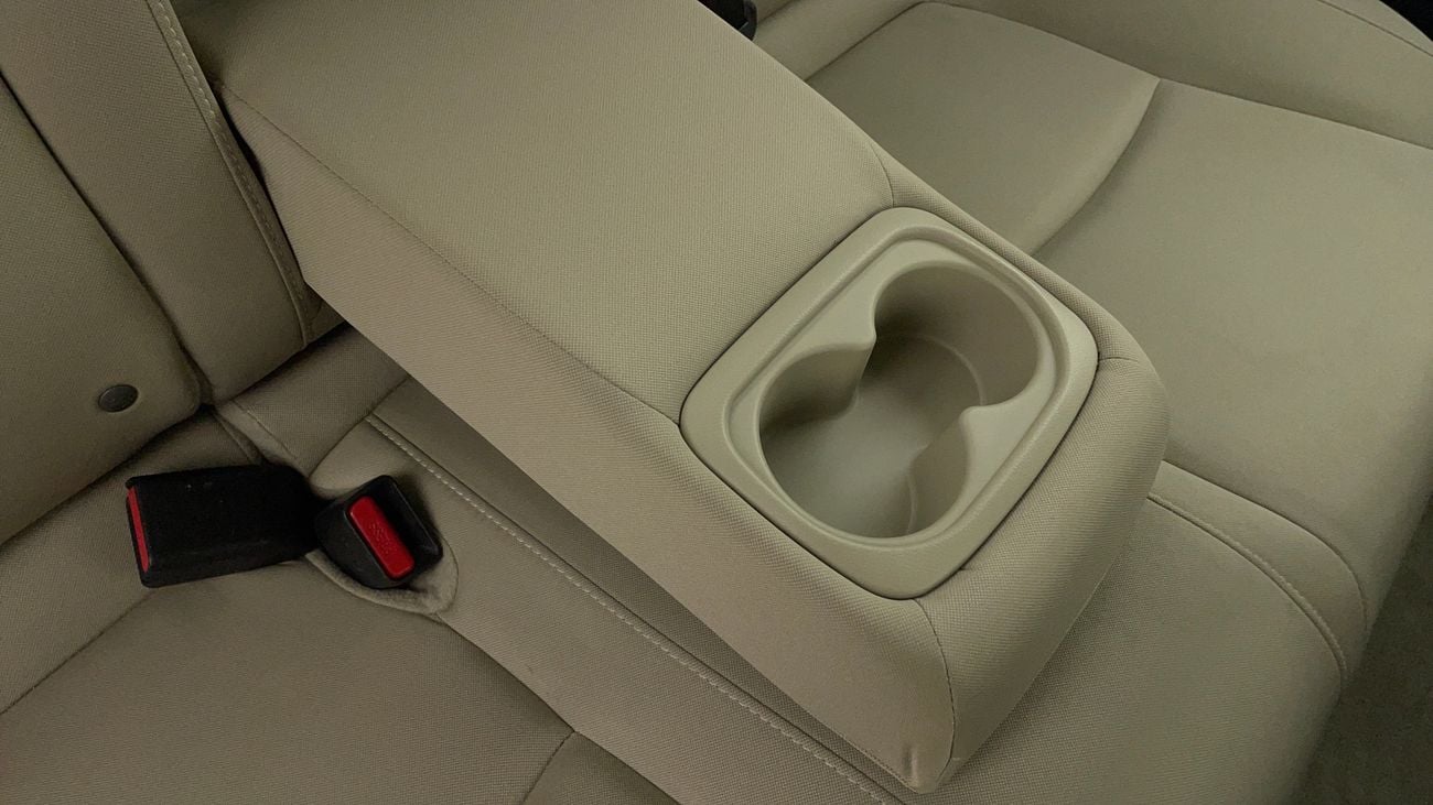 هوندا سيفيك DX 1.6 | بدون دفعة مقدمة | اختبار قيادة مجاني للمنزل