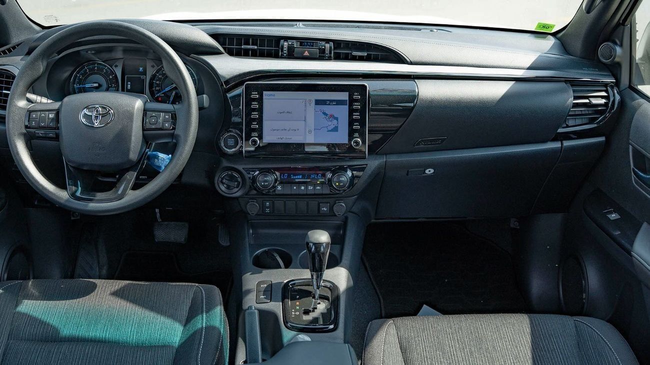 Toyota Hilux 2025 Toyota Hilux Adventure SR5 4.0L AT Petrol (White-Black)