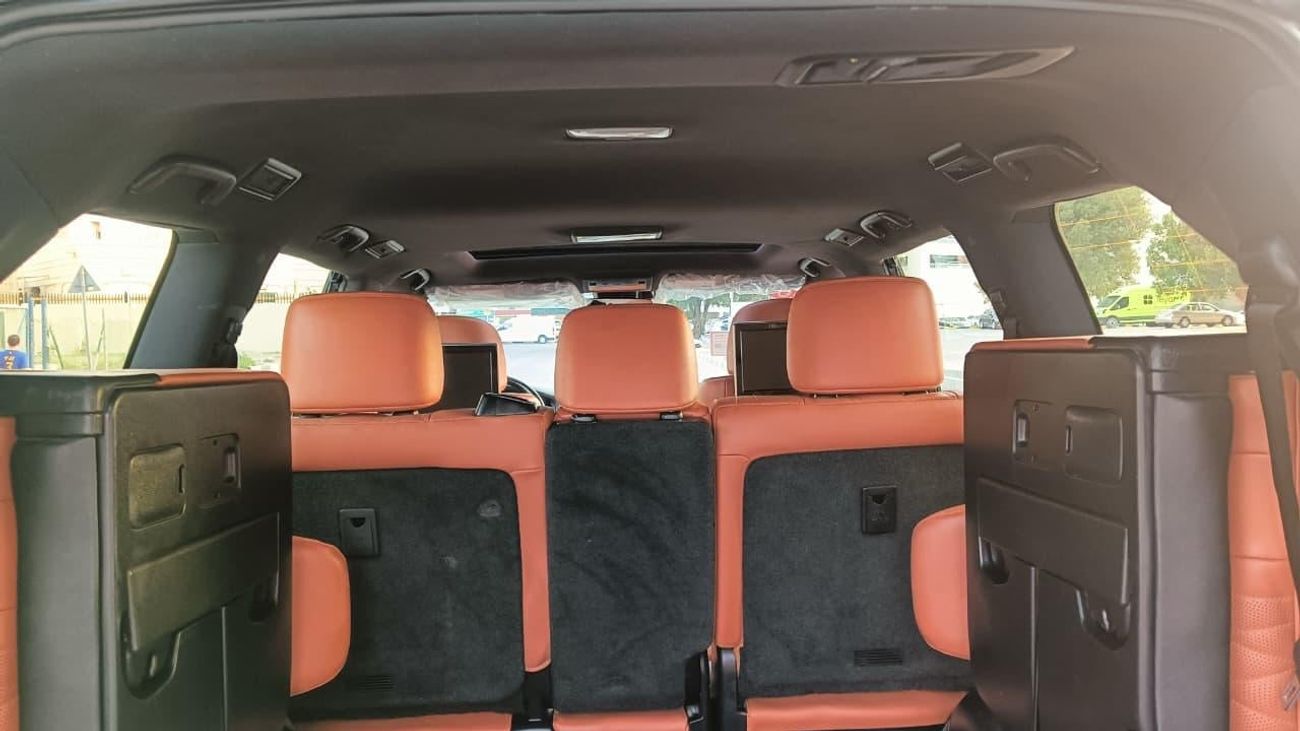 Lexus LX 570