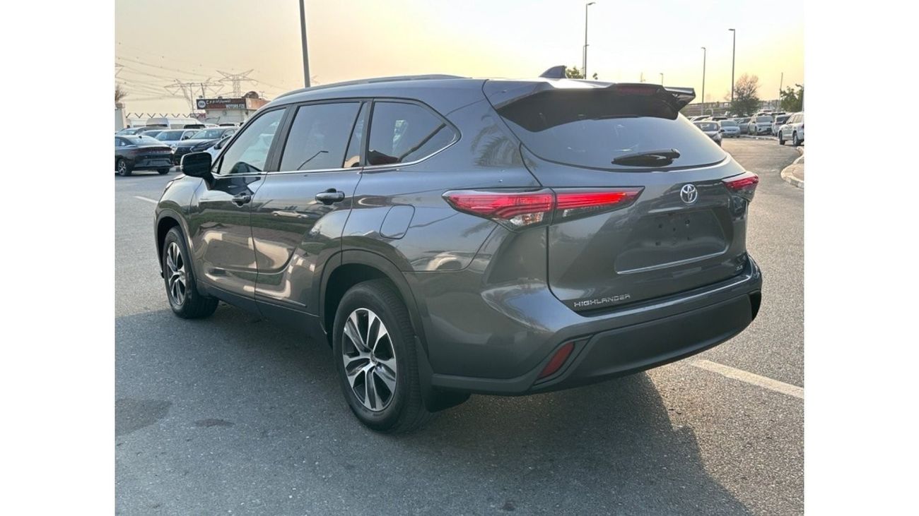 تويوتا هايلاندر 2023 Highlander xle Full option