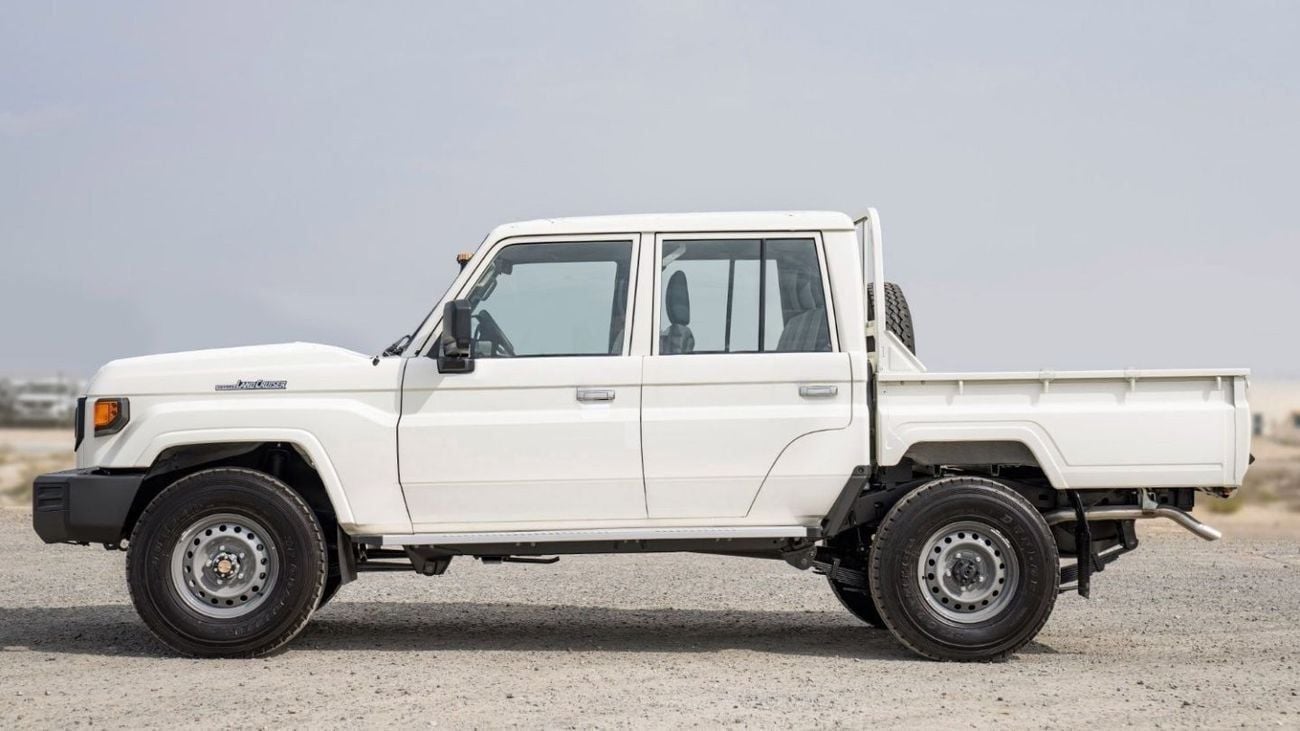 تويوتا لاند كروزر بيك آب Toyota Land Cruiser Pick-up DC 4.2L Diesel  MT MY2024