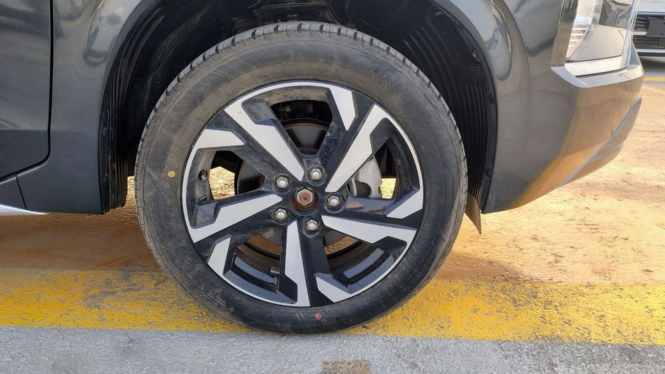 Mitsubishi Xpander MID OPTIONS