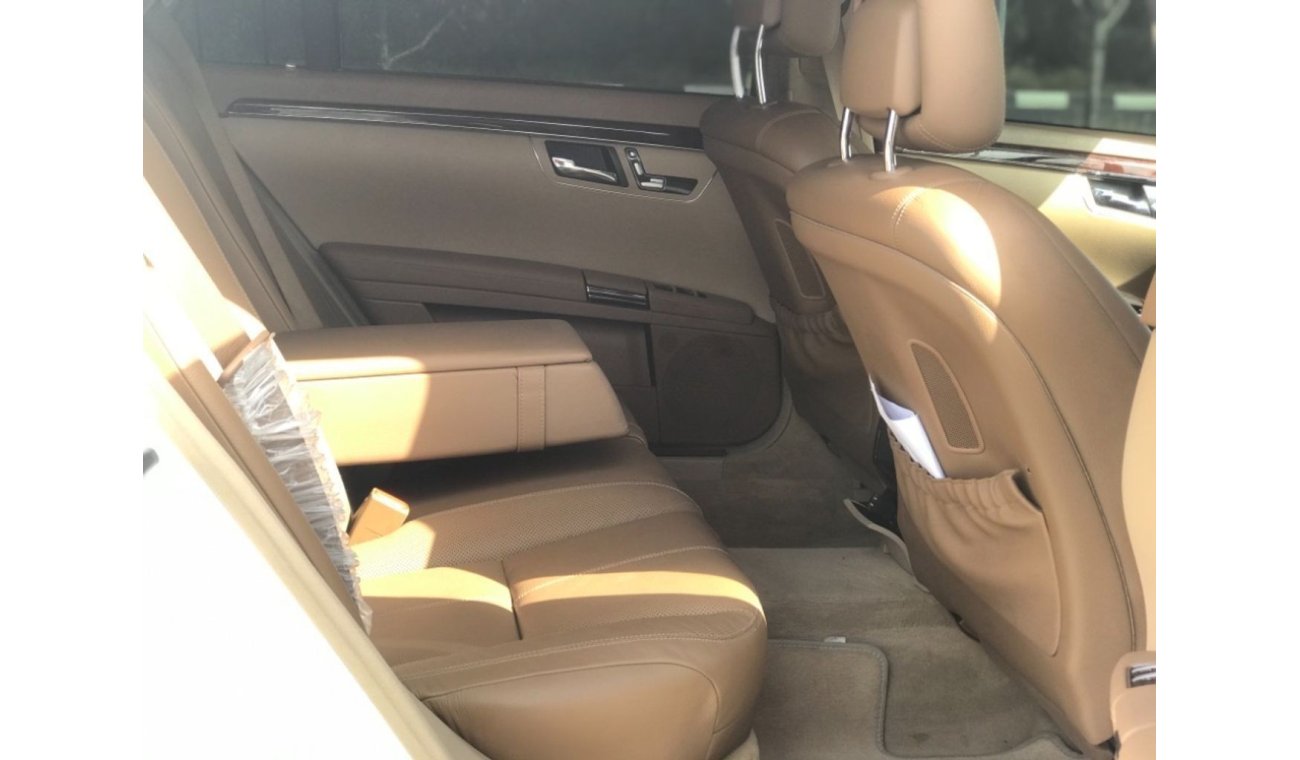 مرسيدس بنز S 350 الشارقة