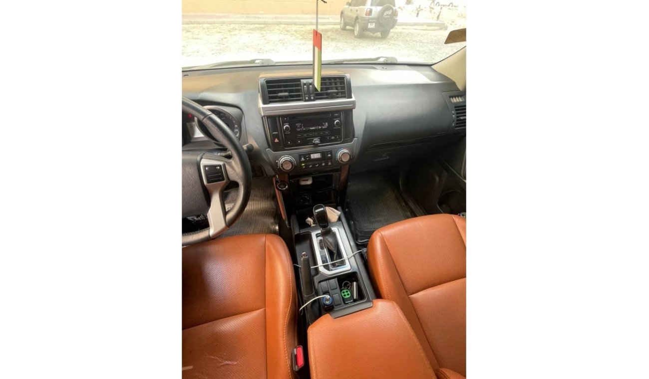 Toyota Prado GXR 2014 model, Gulf, paint, agency, 179,000 km, 4V