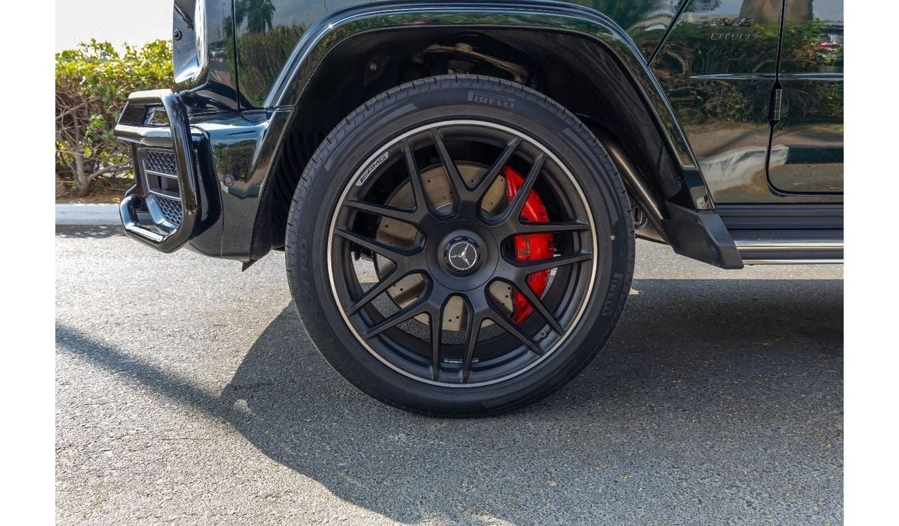 Mercedes-Benz G 63 AMG Mercedes G63 AMG - Special Color Emerald Green - Carbon Fiber - Rear Entertainment System - 2024