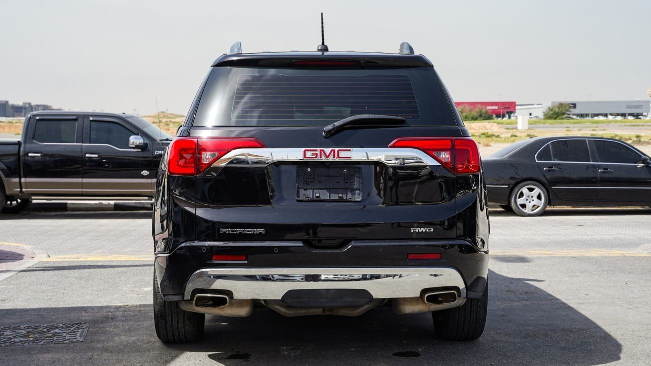 GMC Acadia
