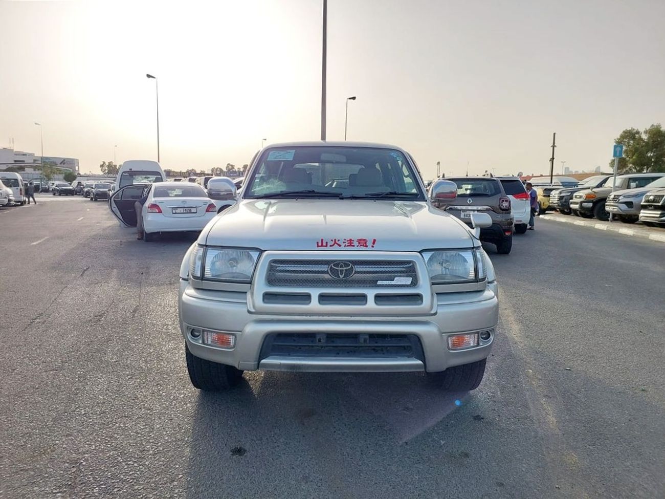 Toyota Hilux Surf TOYOTA HILUX SURF SUV RHD 2000 MODEL 2.7 L PETROL AUTOMATIC(PM37972)