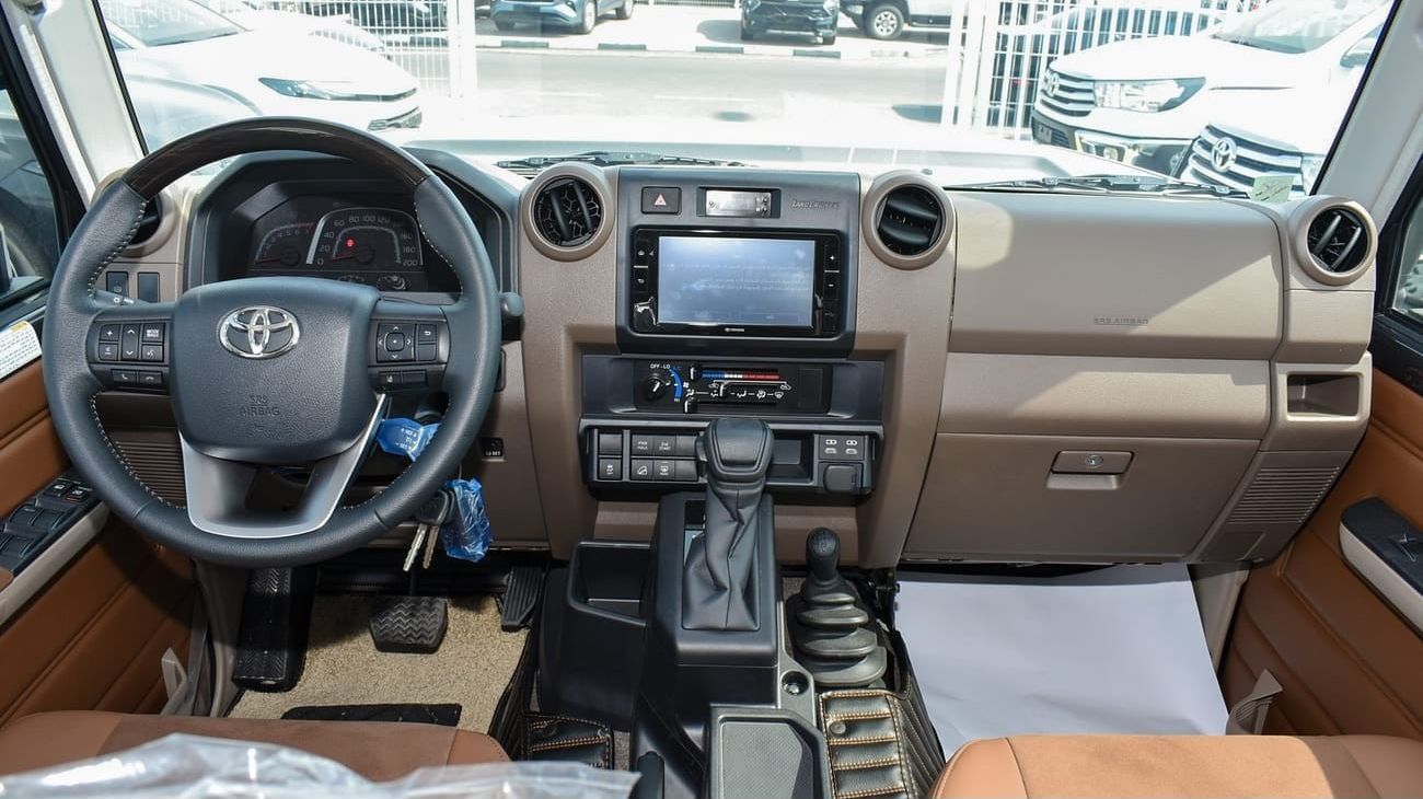 Toyota Land Cruiser 70 4.0L V6 A/T