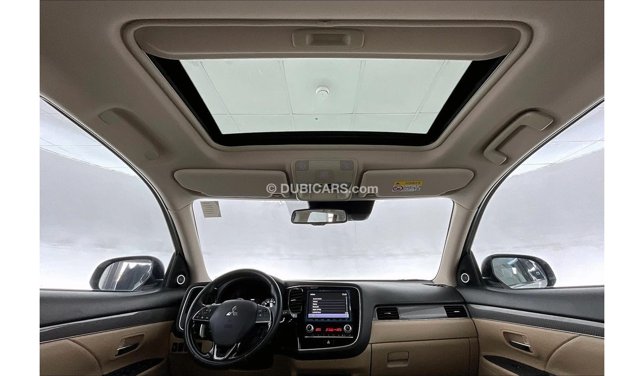 مرسيدس بنز S 550 5.5L-8 CYL-FULL OPTION -JAPANESE SPEC -EXCELLENT CONDITION