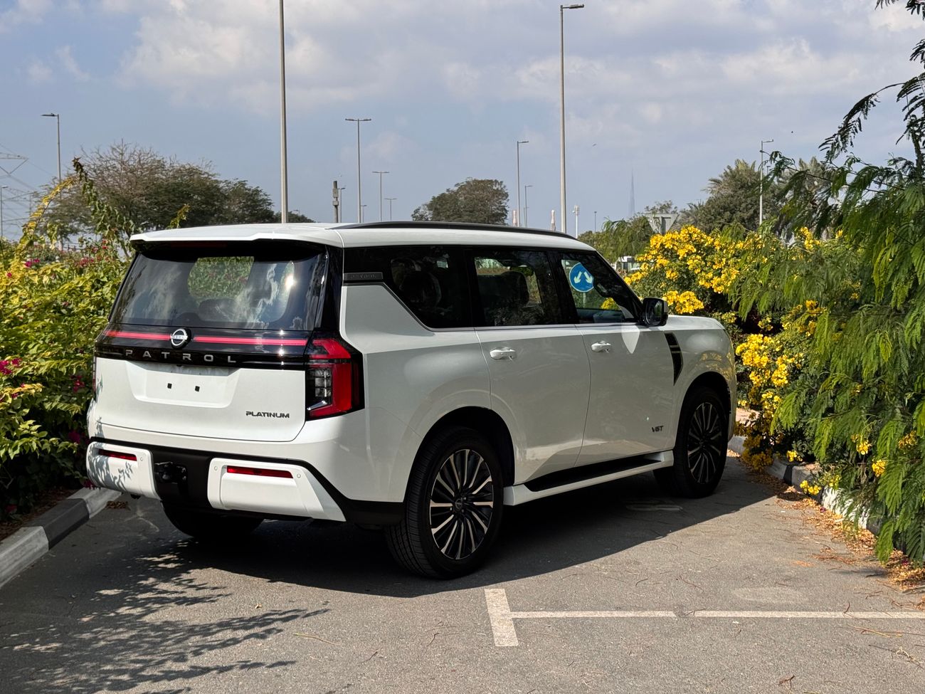 Nissan Patrol 2025 Platinum 3.5l Twin Turbo Brand New 0Km