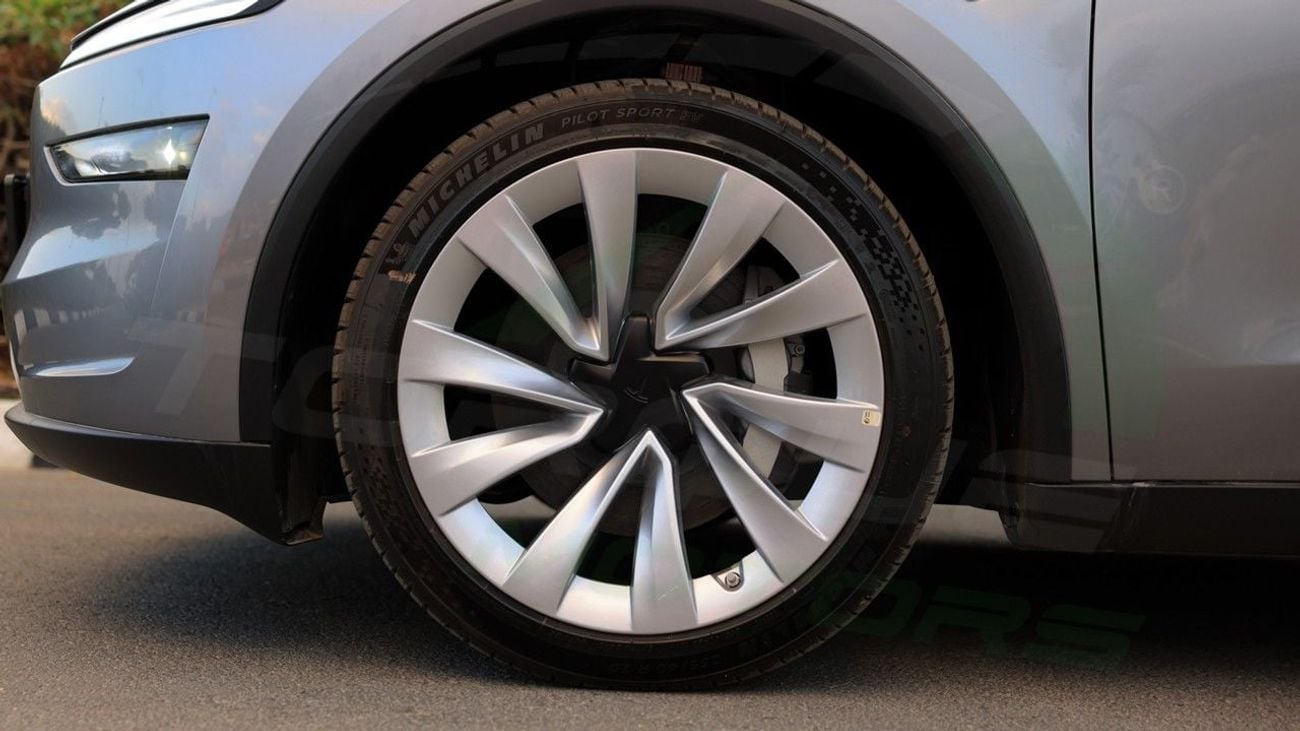 Tesla Model Y Long Range (AWD) ( Only For Export ) 2025/2025 Tesla Model Y+ Long Range AWD BRAND NEW