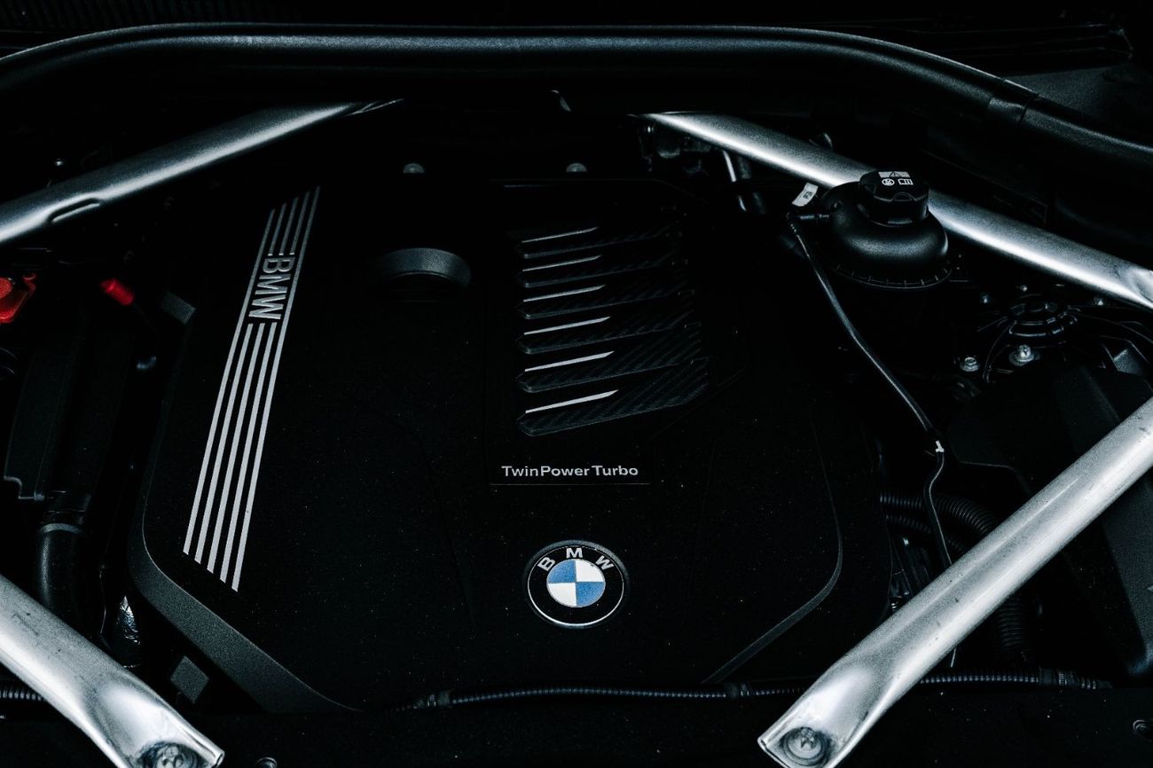 BMW X6 M - Kit | 4,994 P.M  | 0% Downpayment | Agency Warranty