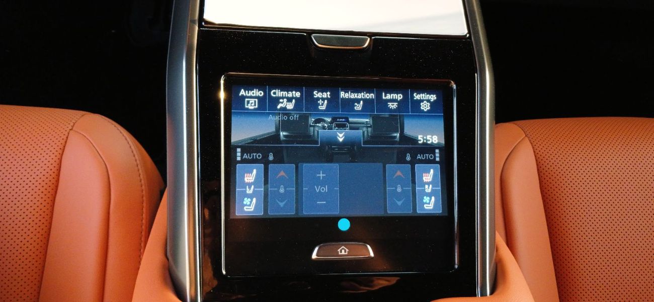لكزس LX 700h LX700h 3.5L Hybrid VIP 2026YM