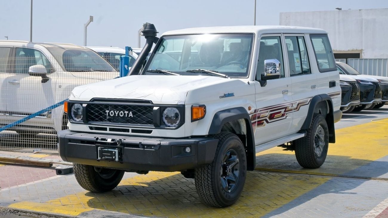Toyota Land Cruiser 70 LX 4.0L V6